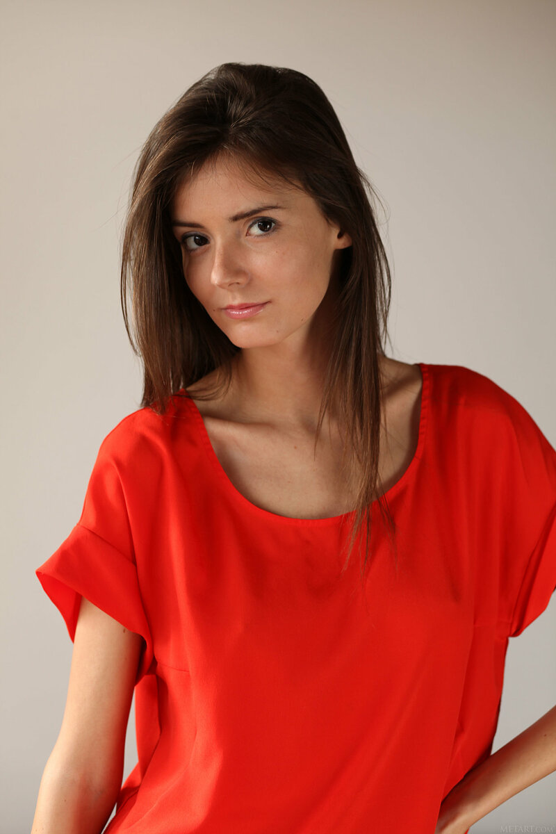 Анжела, 25